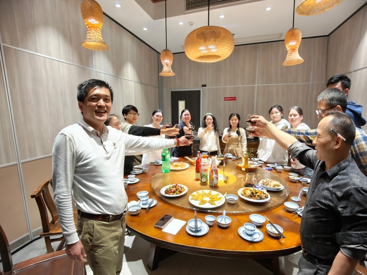 Expert of Token Changer, Ticket Eater & Prize Store— Max Games, China's Leading Manufacturer