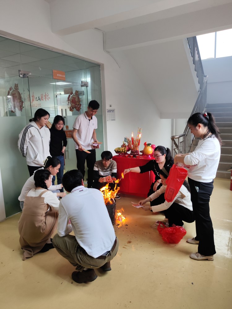 Expert of Token Changer, Ticket Eater & Prize Store— Max Games, China's Leading Manufacturer